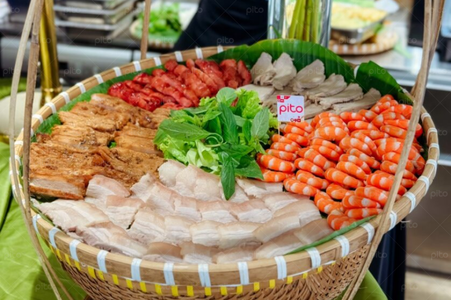 Tiệc Buffet Cuốn Ba Miền 2